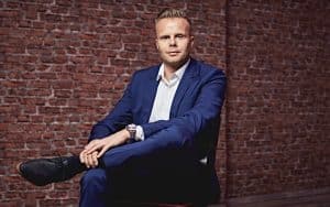 „Mehr Freiheit, weniger Angst vor Geld“: Selfmade-Millionär Gunnar Kessler im Interview